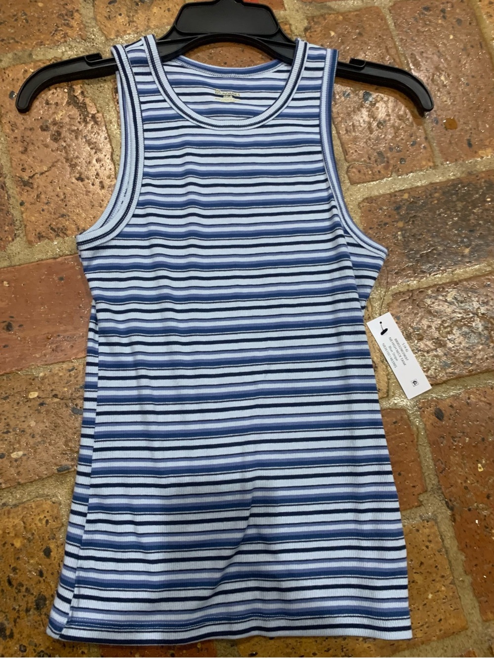 No Boundaries women  Small 4